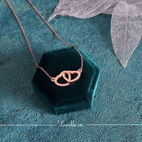 Gloria Interlock Heart Necklace